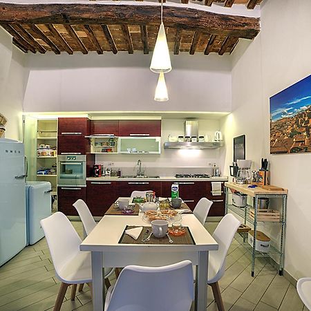 Cozy Apartment In The Heart Of Siena Exterior foto