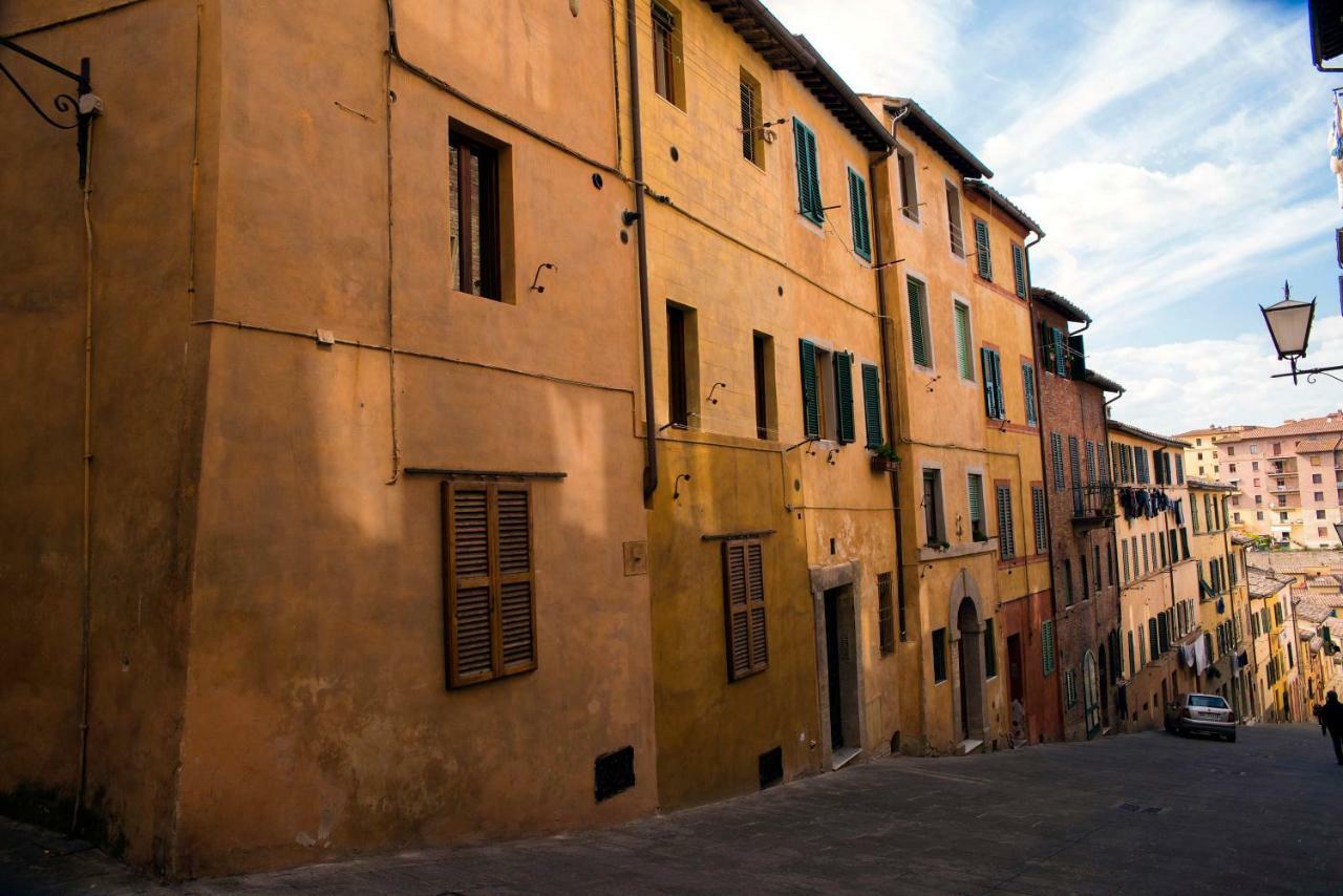 Cozy Apartment In The Heart Of Siena Exterior foto