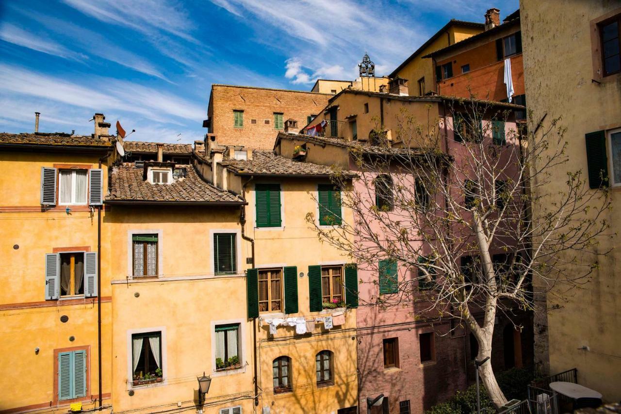 Cozy Apartment In The Heart Of Siena Exterior foto